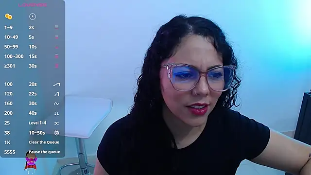 Snapshot of Mailywindsor chatting on 02/02/25, 01:08 Mailywindsor online show from 02/02/25, 01:08