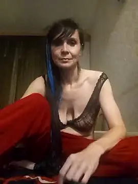 Francenia lolis online show from 10/16/25, 07:15