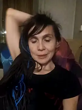 Francenia lolis online show from 10/21/25, 08:31