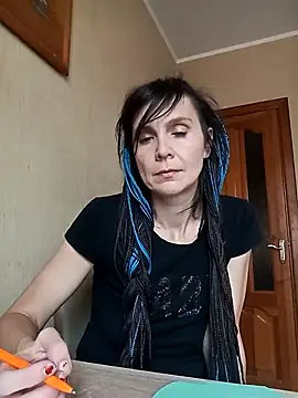 Francenia lolis online show from 11/01/25, 10:39