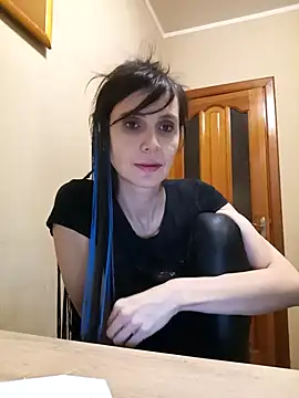 Francenia lolis online show from 11/28/25, 07:27