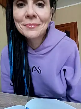 Francenia lolis online show from 01/14/26, 07:36