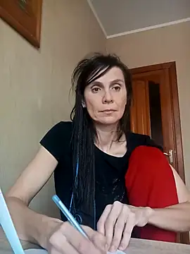 Francenia lolis online show from 02/18/26, 07:04