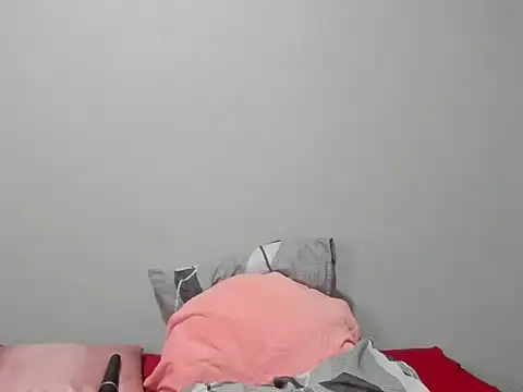 kittydollyx02 online show from 12/02/24, 07:38