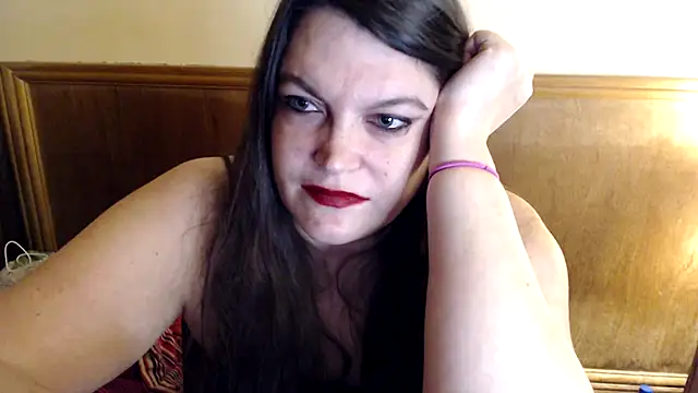 evabella  online show from 03/14/25, 11:00