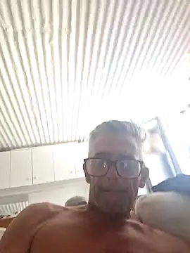 NICJOHNS online show from 12/28/24, 06:49