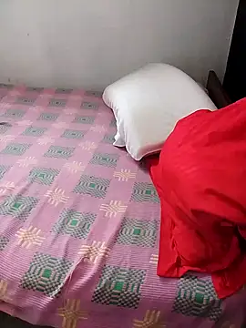 Snapshot of juliya_Les chatting on 12/28/24, 10:25 juliya Les online show from 12/28/24, 10:25