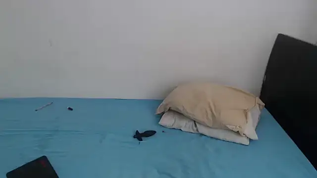 Snapshot of lolitabauer2 chatting on 02/08/26, 01:47 lolitabauer2 online show from 02/08/26, 01:47