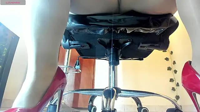 aitana-purple online show from 03/08/26, 06:12