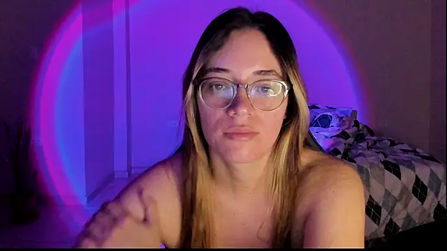 atenas 05  online show from 11/18/25, 09:36