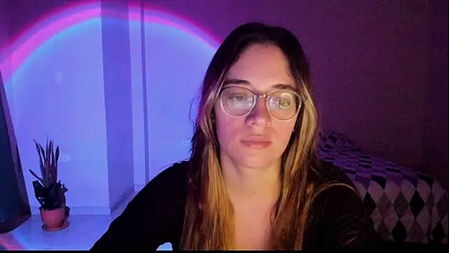 atenas 05  online show from 11/23/25, 09:31