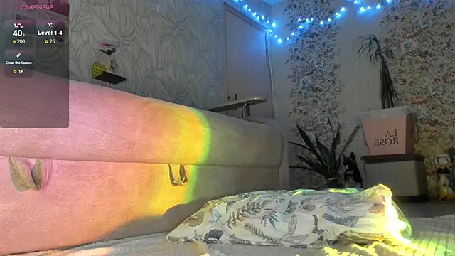 Snapshot of Yay_Nicky chatting on 02/08/25, 07:05 Yay Nicky online show from 02/08/25, 07:05