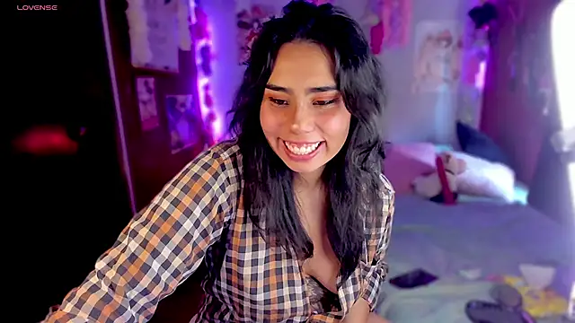 Snapshot of kiki_cavilll chatting on 02/19/25, 02:55 kiki cavilll online show from 02/19/25, 02:55