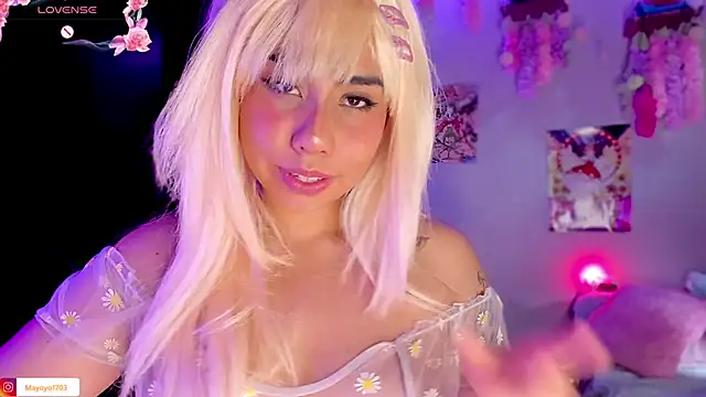 Snapshot of kiki_cavilll chatting on 03/22/25, 03:53 kiki cavilll online show from 03/22/25, 03:53