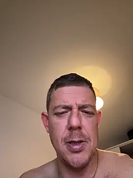 mrwright878787 online show from 12/28/24, 02:33