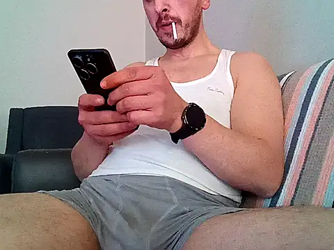 Snapshot of keremcim chatting on 03/20/26, 11:26 keremcim online show from 03/20/26, 11:26