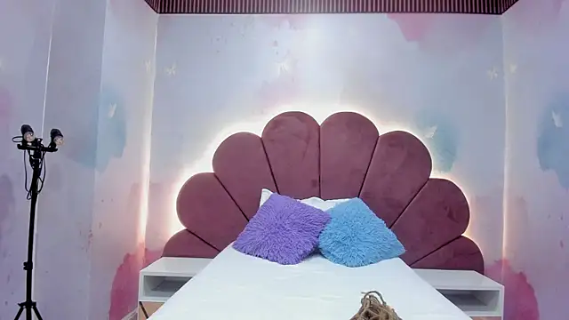 Carohorny4u online show from 11/26/25, 11:44