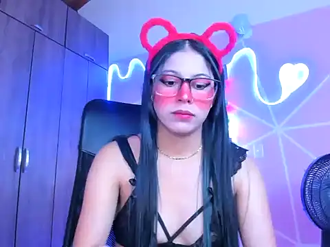  ALLYSON18  online show from 02/12/25, 02:21