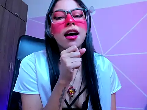  ALLYSON18  online show from 12/05/25, 12:14