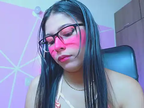  ALLYSON18  online show from 04/17/26, 12:08