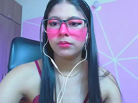 Snapshot of _ALLYSON18_ chatting on 05/10/26, 11:59 ALLYSON18 online show from 05/10/26, 11:59