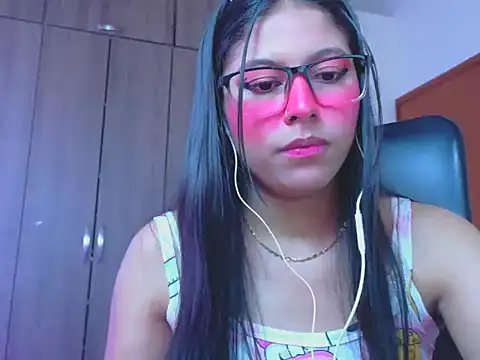 Snapshot of _ALLYSON18_ chatting on 06/03/26, 02:33 ALLYSON18 online show from 06/03/26, 02:33