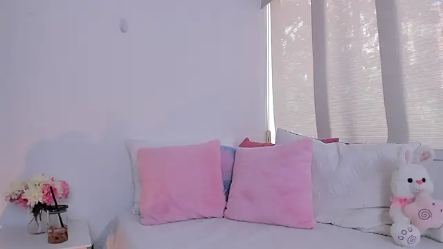 Brisa blue online show from 02/19/25, 07:16