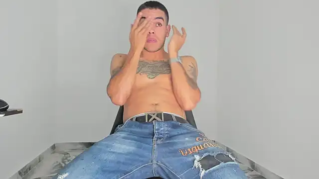 mikee scooth online show from 01/12/26, 08:14