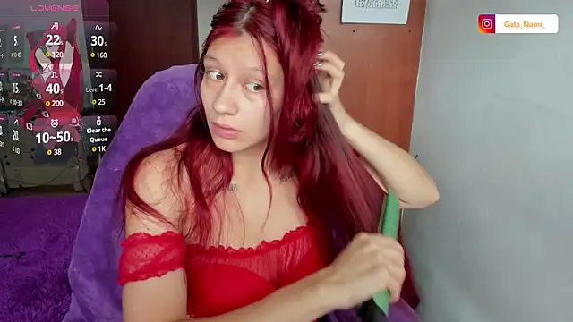 Snapshot of witchskarlata chatting on 01/25/25, 02:36 witchskarlata online show from 01/25/25, 02:36