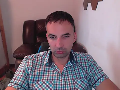 Leo 1617 online show from 09/09/25, 01:54