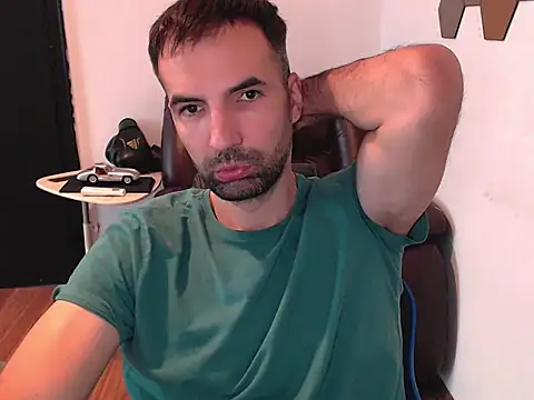 Leo 1617 online show from 10/18/25, 11:44