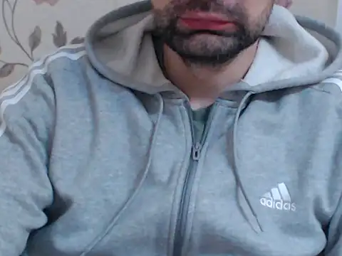 Snapshot of Leo_1617 chatting on 02/03/26, 01:49 Leo 1617 online show from 02/03/26, 01:49