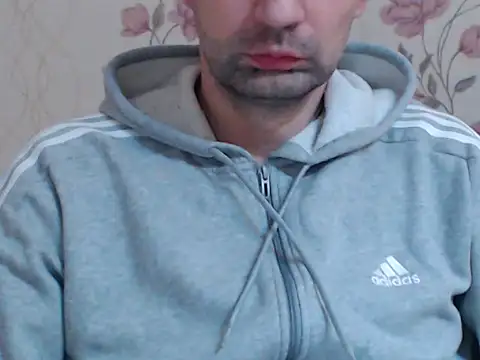 Snapshot of Leo_1617 chatting on 02/06/26, 05:38 Leo 1617 online show from 02/06/26, 05:38
