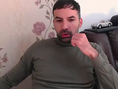 Snapshot of Leo_1617 chatting on 03/26/26, 12:22 Leo 1617 online show from 03/26/26, 12:22