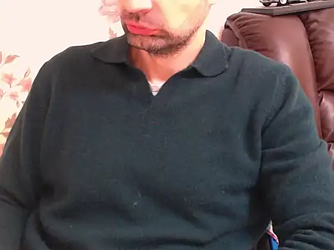 Snapshot of Leo_1617 chatting on 04/01/26, 12:06 Leo 1617 online show from 04/01/26, 12:06