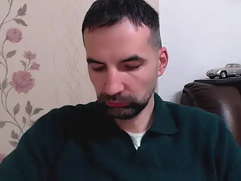 Snapshot of Leo_1617 chatting on 04/10/26, 08:52 Leo 1617 online show from 04/10/26, 08:52