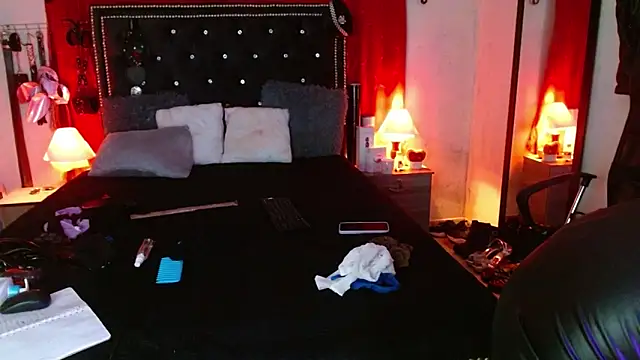 SamaraMartinez online show from 10/13/25, 08:47