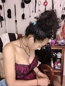 Snapshot of SamaraMartinez chatting on 05/11/26, 11:05 SamaraMartinez online show from 05/11/26, 11:05