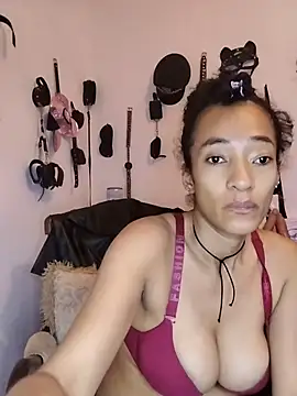 Snapshot of SamaraMartinez chatting on 05/16/26, 10:12 SamaraMartinez online show from 05/16/26, 10:12