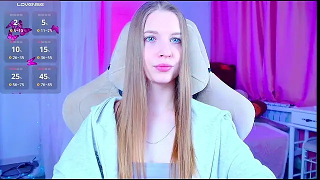 CuteMousee online show from 04/05/26, 08:44