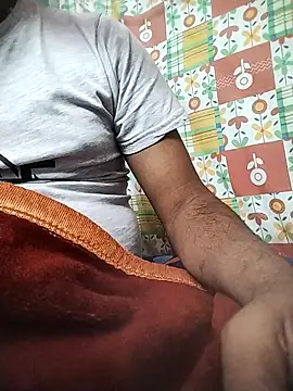 Priya-bhabi012 online show from 11/28/25, 05:04