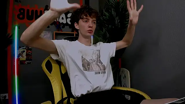 LukeSweet online show from 12/02/25, 10:42