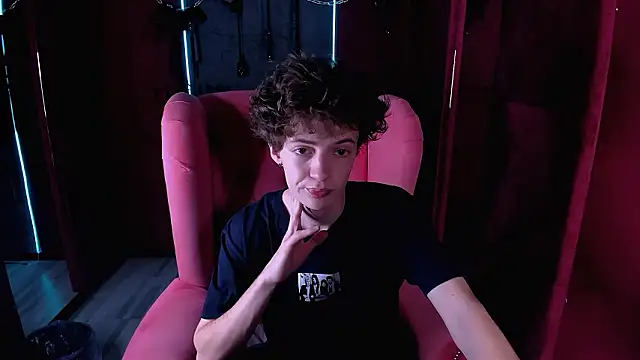 LukeSweet online show from 02/22/26, 04:49