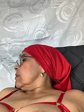 Nadia-melej online show from 01/17/25, 11:18