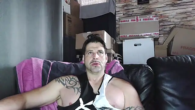 XxBigboybandxX online show from 04/12/26, 09:58