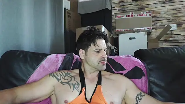 XxBigboybandxX online show from 04/17/26, 01:03