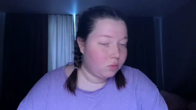 Snapshot of Blush_Lolaa chatting on 02/16/26, 12:01 Blush Lolaa online show from 02/16/26, 12:01