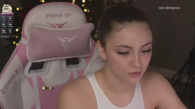 Snapshot of Sleepy_SIS chatting on 12/27/24, 03:59 Sleepy SIS online show from 12/27/24, 03:59