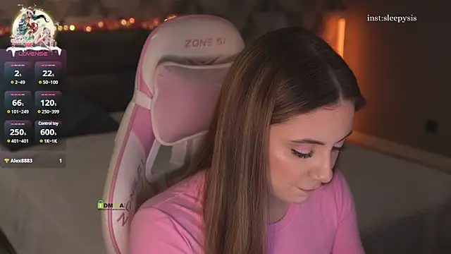 Snapshot of Sleepy_SIS chatting on 01/21/25, 04:16 Sleepy SIS online show from 01/21/25, 04:16