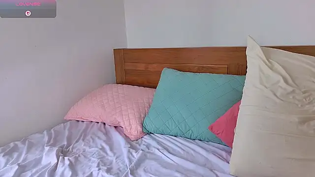 SashaStory online show from 11/14/25, 07:29